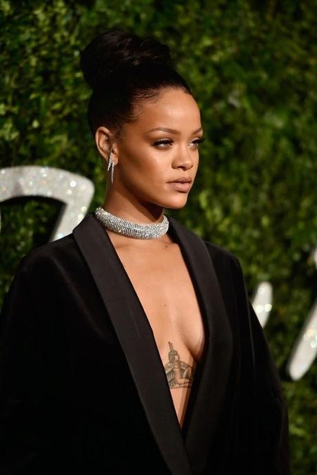 La mamarrachada de la semana (XVIII): Rihanna