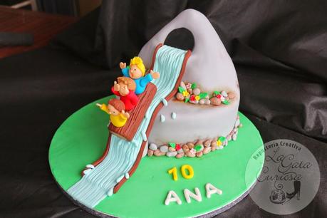 TARTA FONDANT TOBOGAN  DE AGUA PARA ANA