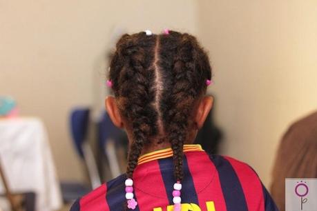 Peinado para niñas de pelo afro: flat twist y trenzas holandesas