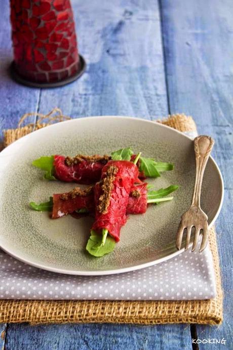 Carpaccio de ternera con salsa trufada