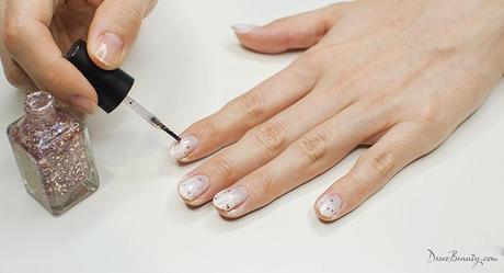 Manicura Frozen. Fácil y elegante de Navidad Manicura para Navidad | Deseo Beauty