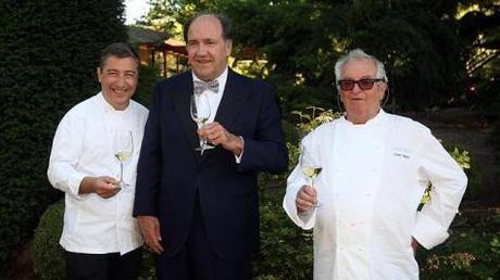 Pablo Álvarez, junto a los cocineros Juan Maria Arzak y Juan Roca