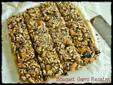 Receta de Navidad. Turrón especiado de granola/muesli y chocolate Receta de Navidad. Turrón especiado de granola/muesli y chocolate