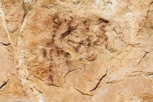 Hallan nuevas pinturas del Neolítico en el abrigo de Pinos de Benissa (Alicante)