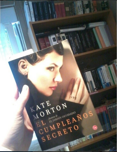 EL CUMPLEAÑOS SECRETO (KATE MORTON)