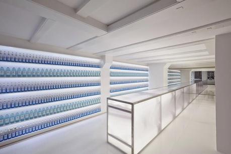 Un espacio y diseño blanco en pleno barrio rojo de Amsterdam