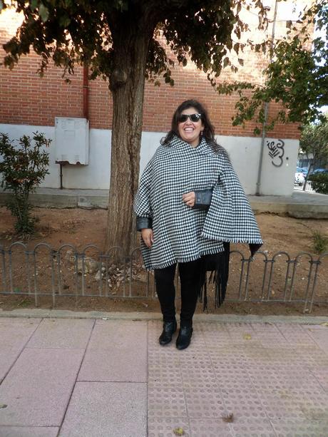 Look : Poncho- manta de Primark