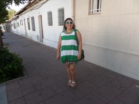 7 outfits for 7 days by a Real Curvy Girl: Summer