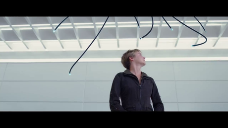 Nuevo still oficial con Kate Winslet + Nuevo teaser trailer de Insurgente