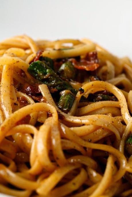 Cenar o comer en Mercato Ballaró, comida italiana