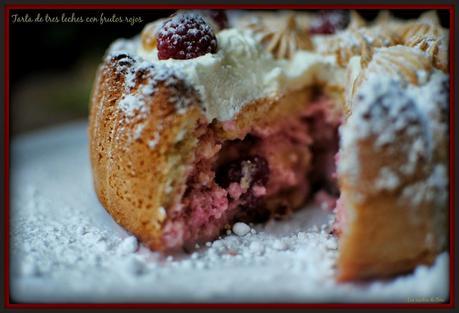 Tarta de tres leches con frutos rojos 01