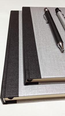 Agenda y cuaderno  a juego.