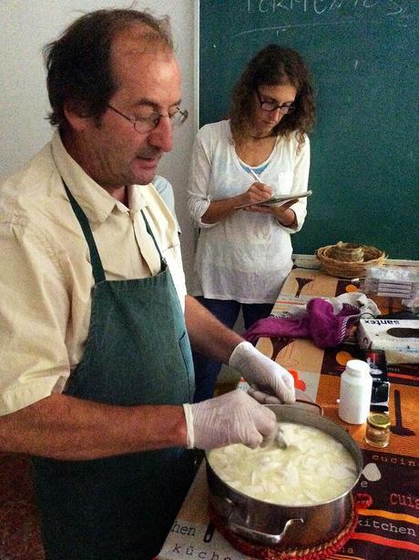 Taller de elaboración de queso de cabra Taller de elaboración de queso de cabra