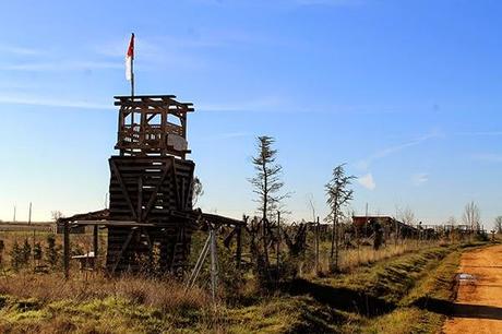 De Chozas a Villar de Mazarife por el Camino de Santiago: lagunas y sorpresas.