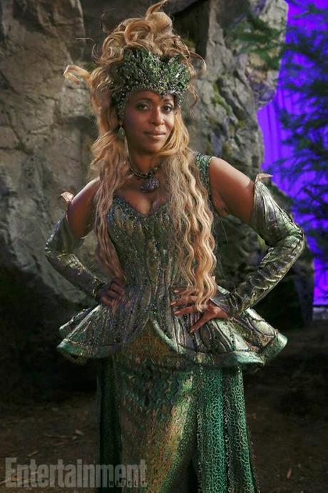 Once-Upon-A-Time-Season-4-Queens-Of-Darkness-Ursula