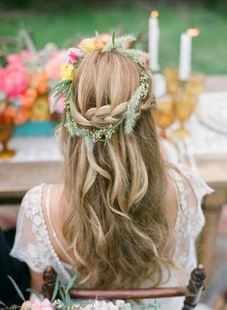 Peinados de novia para una boda en el campo