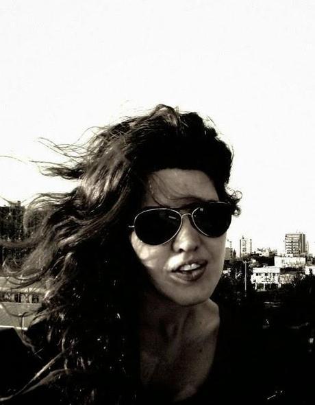 Carina Sedevich (19): Incombustible (a):