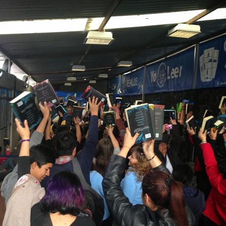 [DAILY VLOG] Laini Taylor en México DF + saludos.