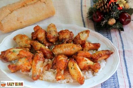 Alitas de pollo especiadas al horno. Receta exprés lista en 20 minutos Alitas de pollo especiadas al horno. Receta exprés lista en 20 minutos