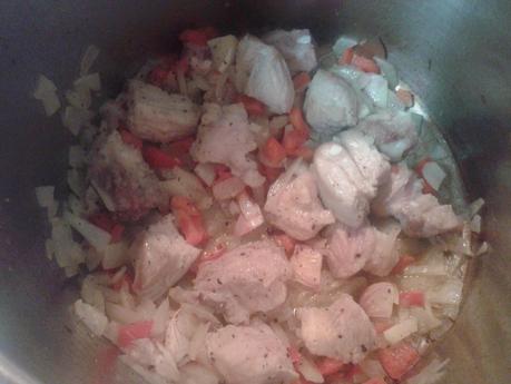 Alubias negras con costillas de cerdo (olla rápida)