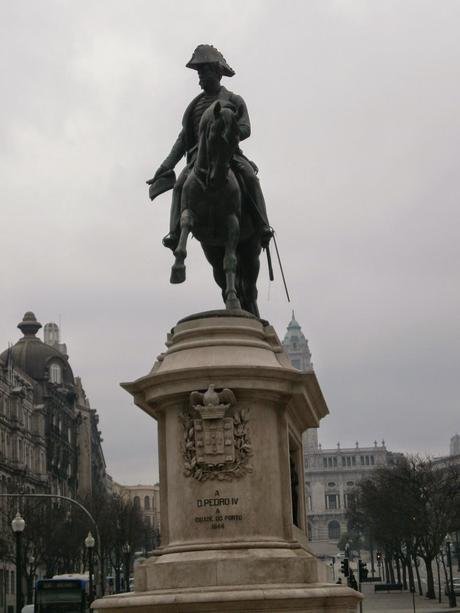 PRAÇA DA LIBERDADE, OPORTO.