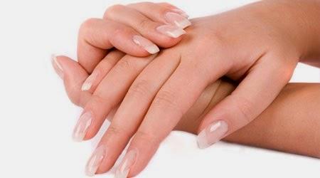REMEDIOS CASEROS PARA TENER UÑAS LARGAS Y FUERTES