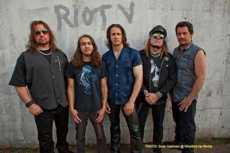 UNLEASH THE FIRE - Riot V, 2014. Crítica del álbum. Reseña. Review.