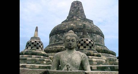 Buddha at borobudur - main stupa