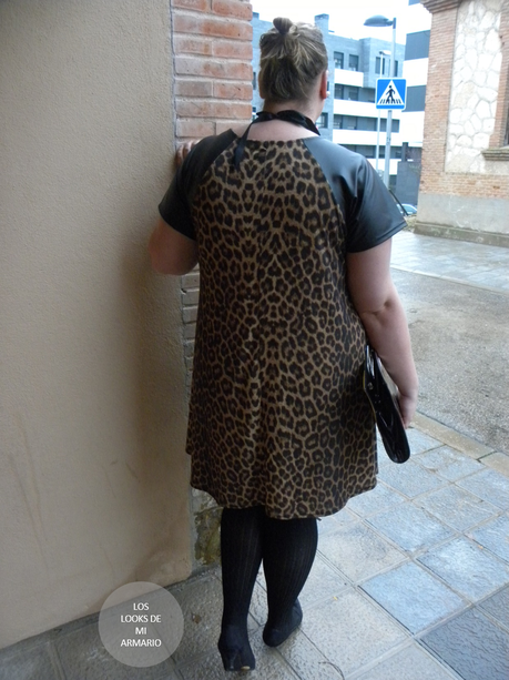 los looks de mi armario, personal shopper, blogger madrid, outfit, outfit animal print, animal print, vestido animal print asos, asos, calzado marypaz, talla grande, vestidos talla grande, Dress, mis looks, loveyourcurves, plus size, http://www.loslooksdemiarmario.com/2014/12/blogger-print-in-extremis-outfit.html