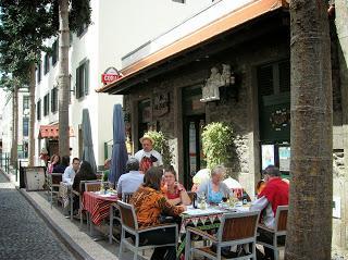 Restaurante O Avo, Funchal, Madeira, Portugal, La vuelta al mundo de Asun y Ricardo, round the world, mundoporlibre.com