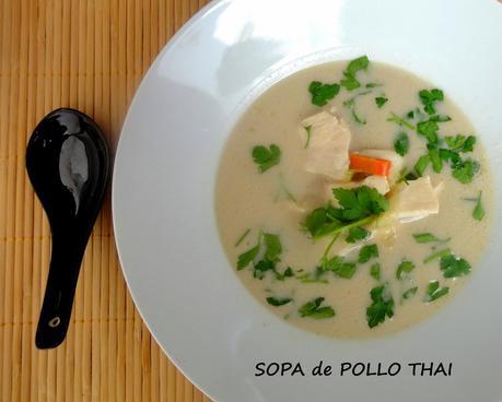 Sopa de Pollo Thai