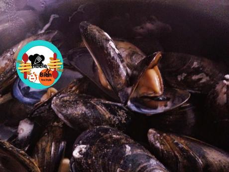 Espaguetis con chumichurri de eneldo