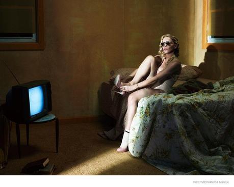 Madonna posa en topless para Interview