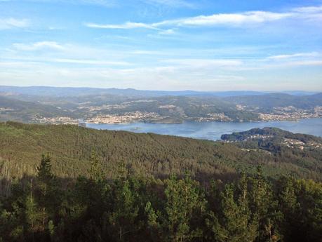 Mirador de Cotorredondo y Lago de Castiñeiras Mirador de Cotorredondo y Lago de Castiñeiras