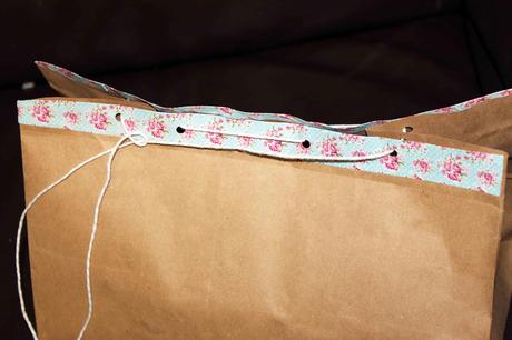 Cómo envolver regalos bonitos paso3