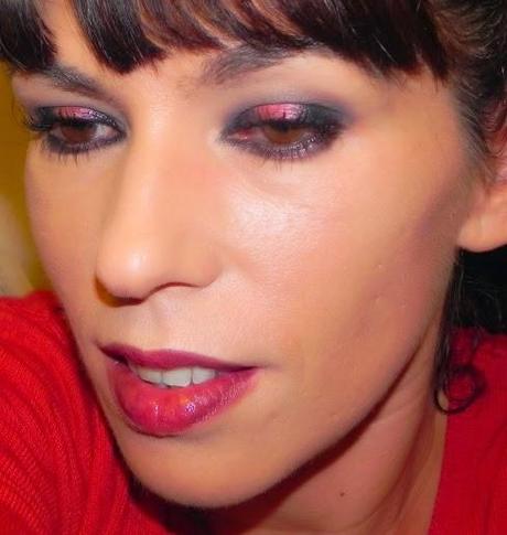 Dark lips IV: Ahumado negro y labios oscuros.