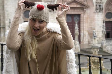 REINDEER HEAD REINDEER HEAD