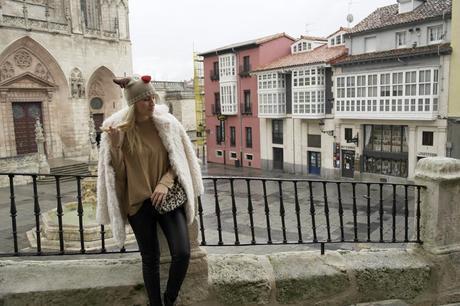 REINDEER HEAD REINDEER HEAD