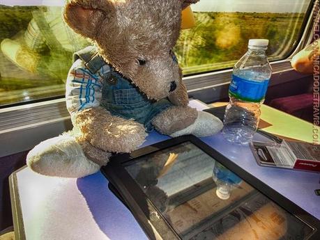 VIAJE A PARÍS. MADRUGÓN Y VIAJE EN TREN