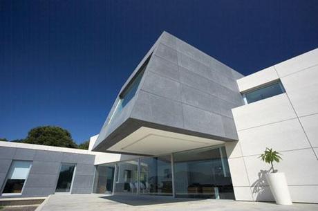 Volumenes y voladizos, el aire en la Arquitectura