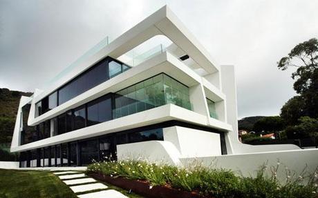 Volumenes y voladizos, el aire en la Arquitectura