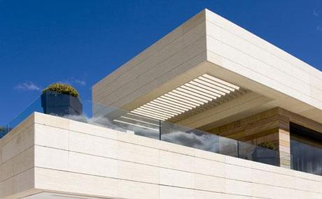 Volumenes y voladizos, el aire en la Arquitectura