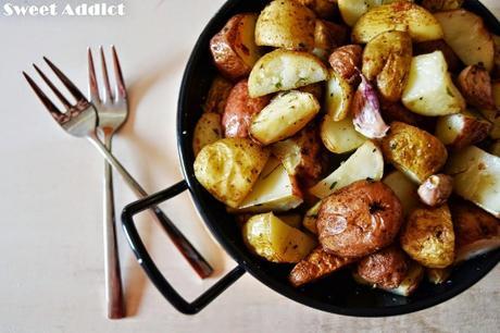 http://www.sweetaddict.es/2014/12/patatas-asadas-en-5-minutos.html