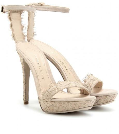 Zapato de encaje de Burbery