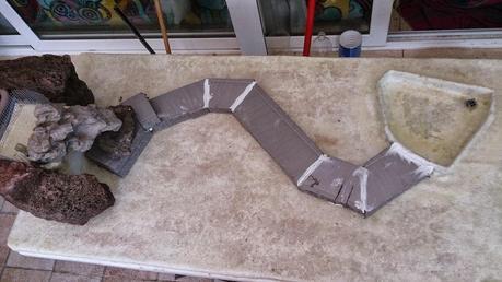 Diorama con Acers Campestres : 4- empiezo la construccion . Diorama con Acers Campestres : 4- empiezo la construccion .