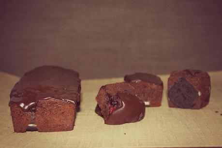 BROWNIE DE OREO CON FRUTOS ROJOS