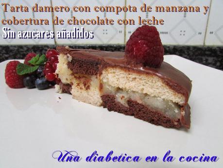Tarta damero con compota de manzana y cobertura de chocolate con leche sin azúcares añadidos para el 70 cumpleaños de mi dulce madre