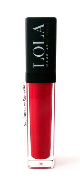 En Navidad Rojo en mis Labios y Uñas con Lola Make Up By Perse