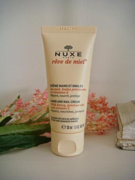 Crema de Manos de la gama Rêve de Miel de NUXE