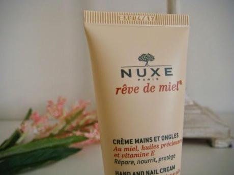 Crema de Manos de la gama Rêve de Miel de NUXE